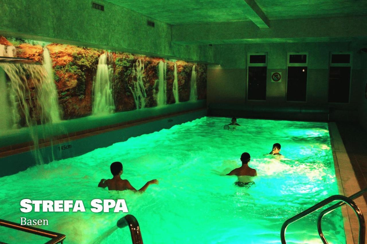 Granada Pensjonat & Spa 두슈니키 즈드로지 외부 사진